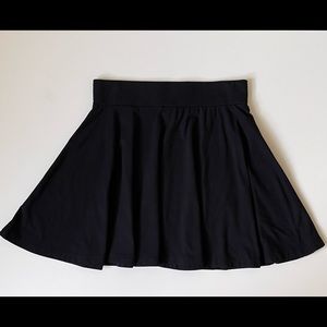 Tucker & Tate Girls’ Twirly Black Skirt
